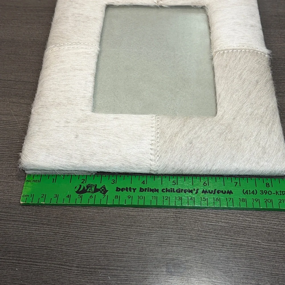Set of 2 Gray Cream Natural Cowhide Photo Picture Frame 8 x 10. 9.5 x 7.5 - NWOT